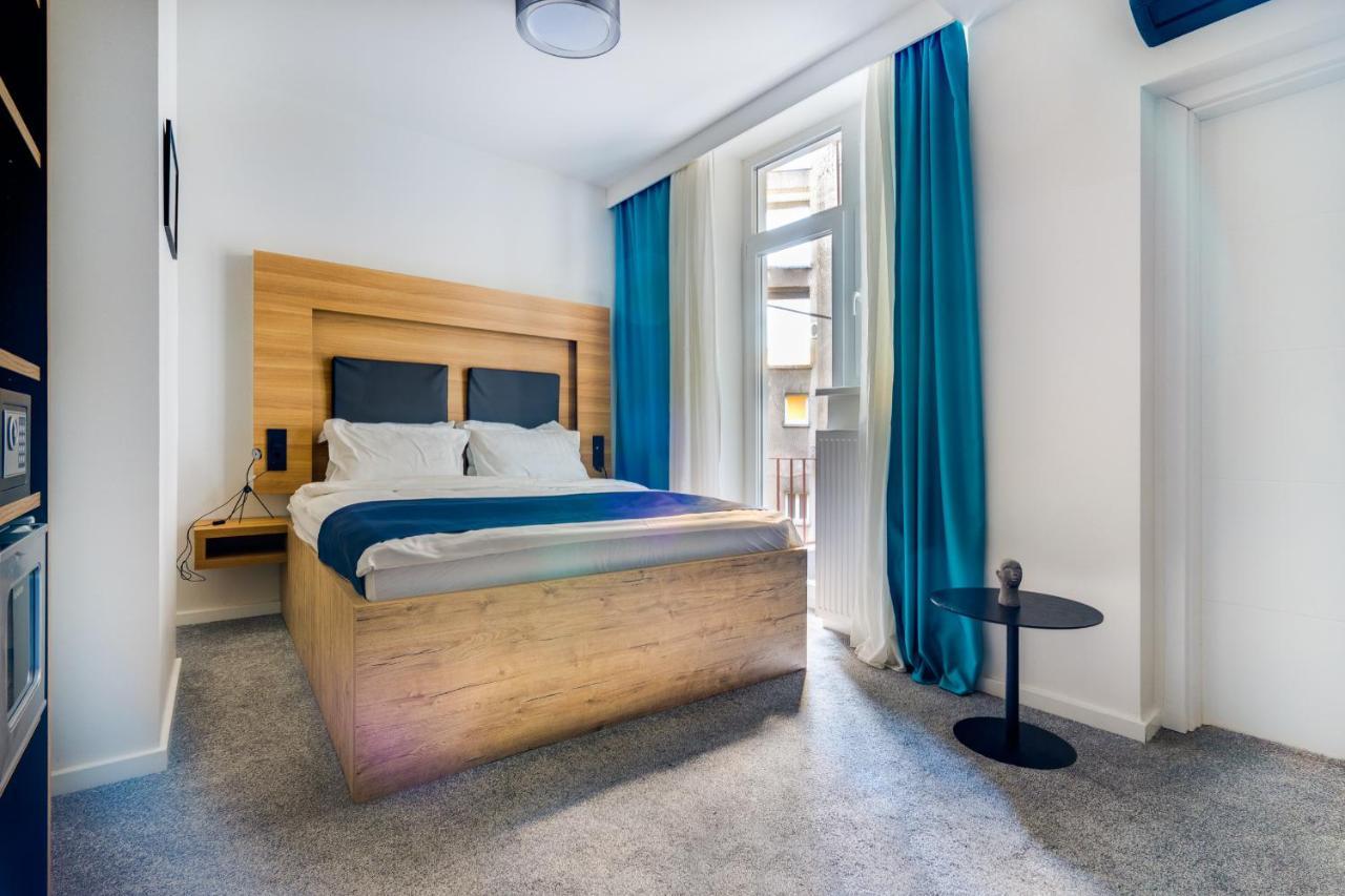 Sky Center Bed & Breakfast 4*